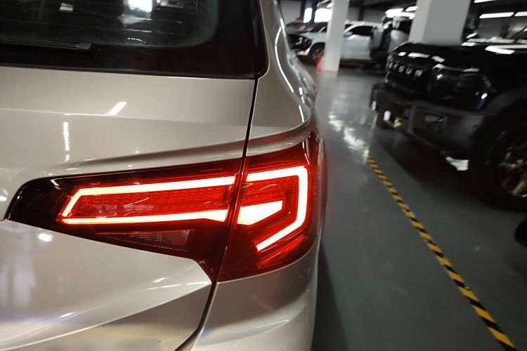 Volkswagen C-Trek 2018 immagine di auto #8