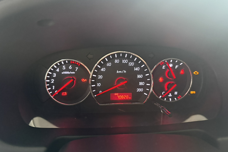 长安 悦翔V3 2017 汽车图片 #8