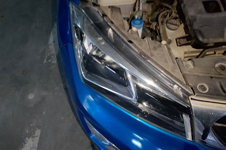 Changan CS15 EV 2016 #8 Changan CS15 EV 2016 immagine di auto #8