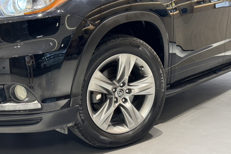 Toyota Highlander (Imported) 2016 car image #8