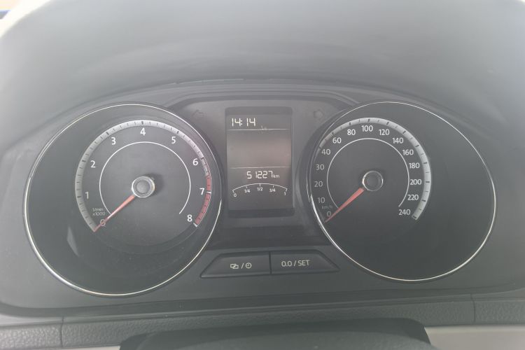 Volkswagen Cross Lavida 2016 immagine di auto #8