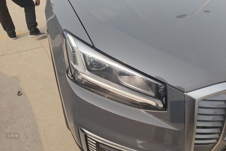 Q2L e-tron 2021 car image #8