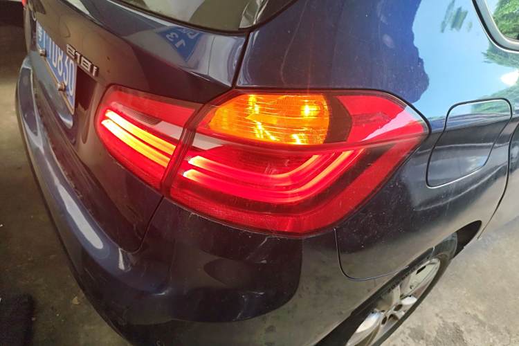 BMW 2 Series Tourer 2017 imagem de carro #8