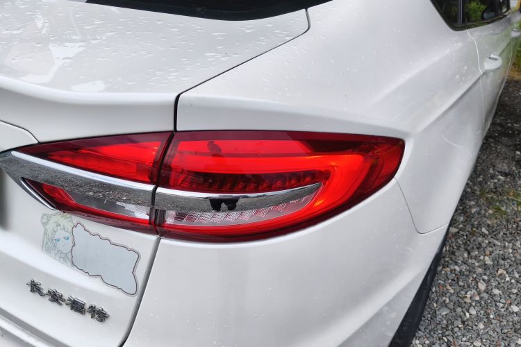 Ford Mondeo New Energy 2020 car image #8