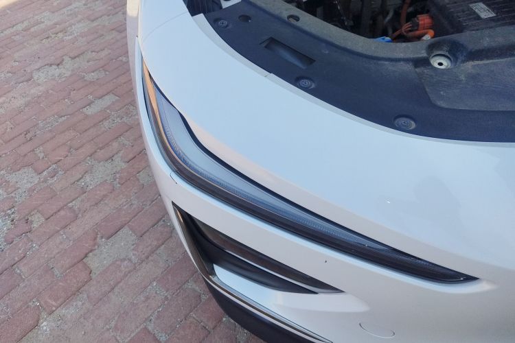 哪吒汽车 哪吒X 2024 汽车图片 #8