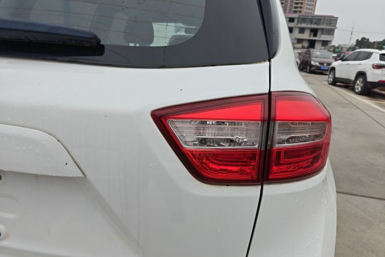 Changan CS15 EV 2018 #8 Changan CS15 EV 2018 imagem de carro #8