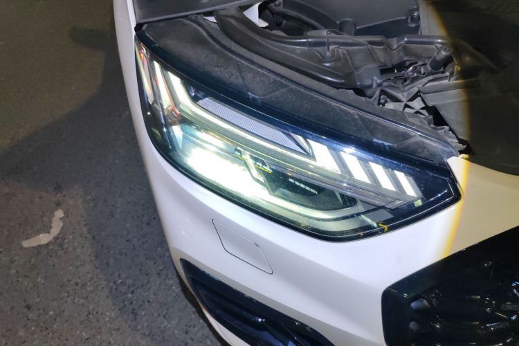 Audi Q5L Sportback 2021 car image #8