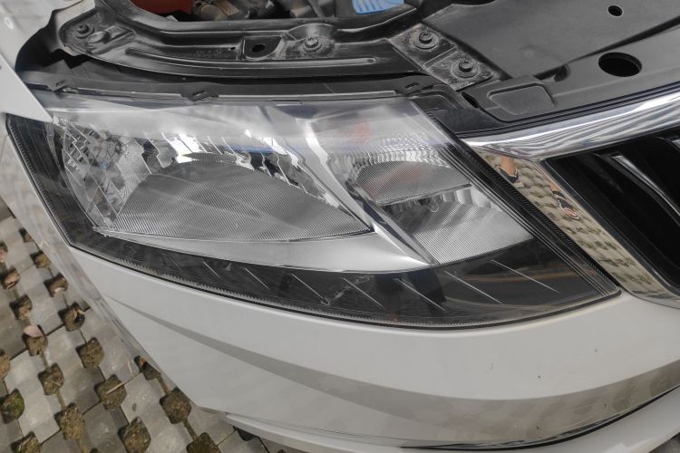 Skoda Rapid 2019 imagen de coche #8