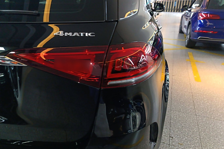 Mercedes-Benz GLE Class New Energy 2022 car image #8