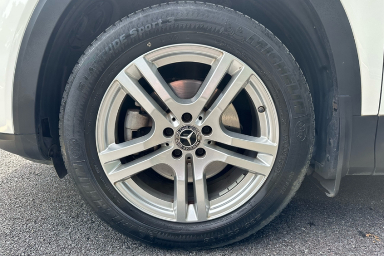 Mercedes-Benz GLB Class 2022 #8 Mercedes-Benz GLB Class 2022 car image #8