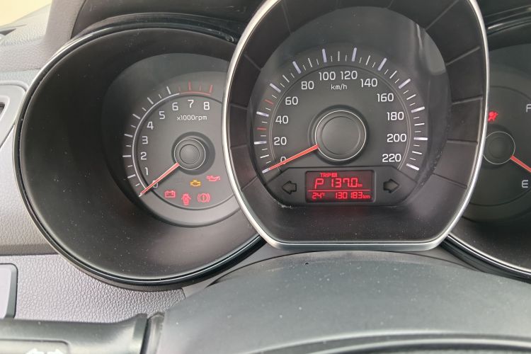 起亚 起亚K2 2016 汽车图片 #8