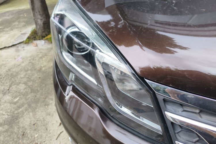 GAC Trumpchi GS5 Super 2015 car image #8