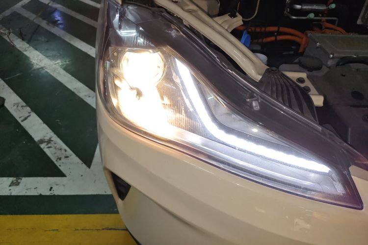 哪吒汽车 哪吒AYA 2024 汽车图片 #8