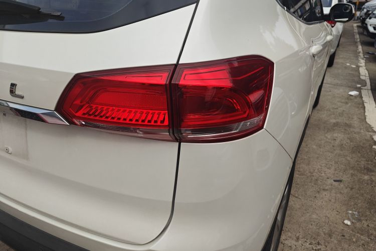 Haval H4 2018 car image #8