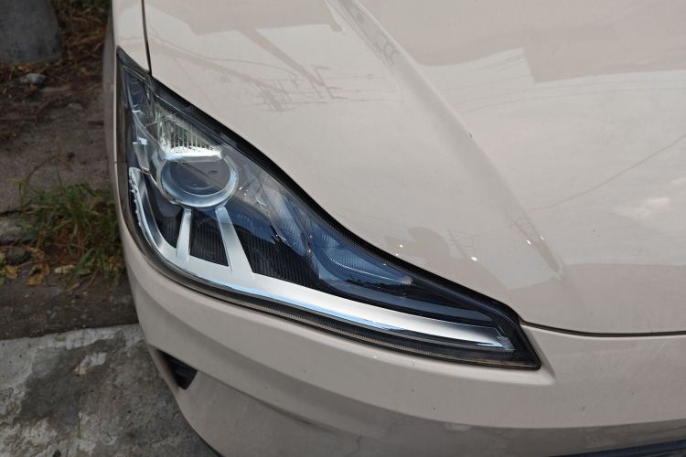 哪吒汽车 哪吒AYA 2023 汽车图片 #8