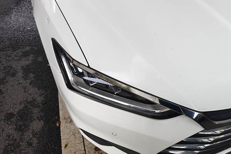 BYD Qin Pro 2018 #8 BYD Qin Pro 2018 car image #8