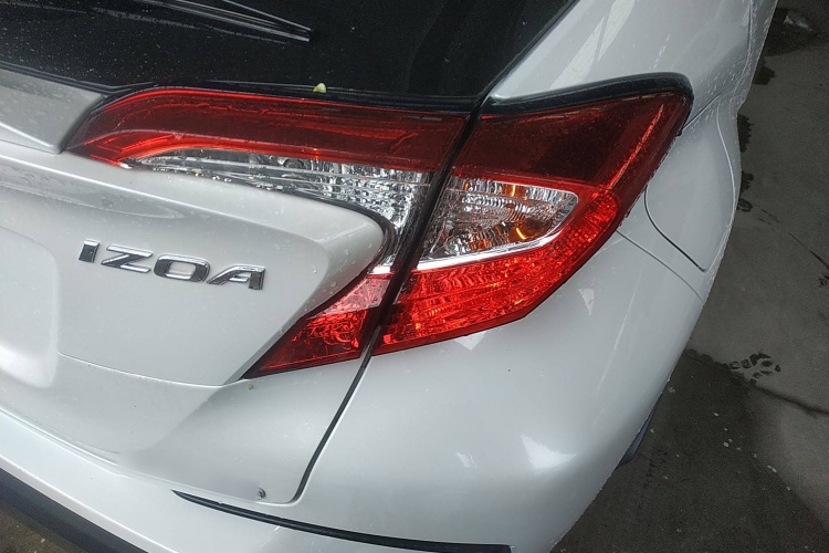 Toyota Izoa E 2022 #8 Toyota Izoa E 2022 imagen de coche #8