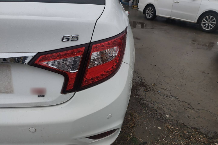 BYD G5 2017 #8 BYD G5 2017 car image #8