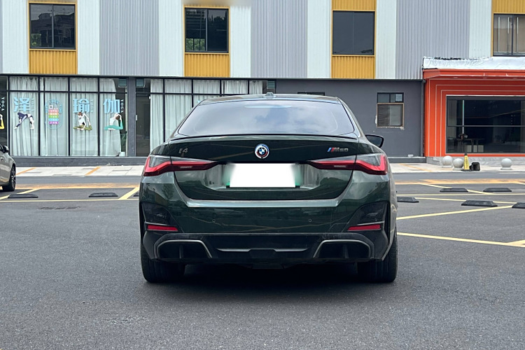 BMW i4 M50 2023 #8 BMW i4 M50 2023 car image #8