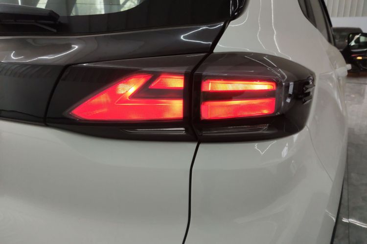 Changan E-Pro New Energy 2020 #8 Changan E-Pro New Energy 2020 car image #8