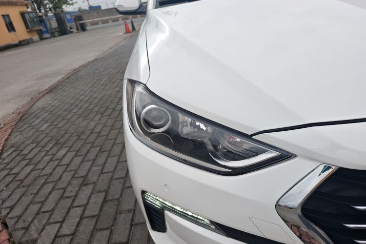 Hyundai Elantra AD PHEV 2021 car image #8