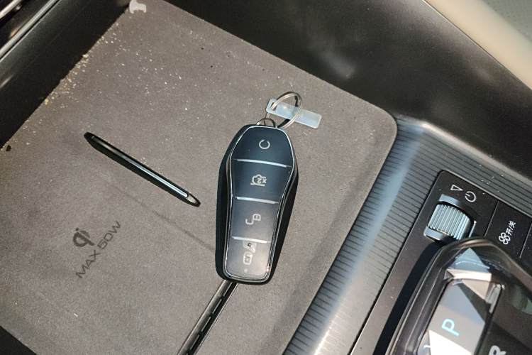 BYD SongL EV 2024 car image #8