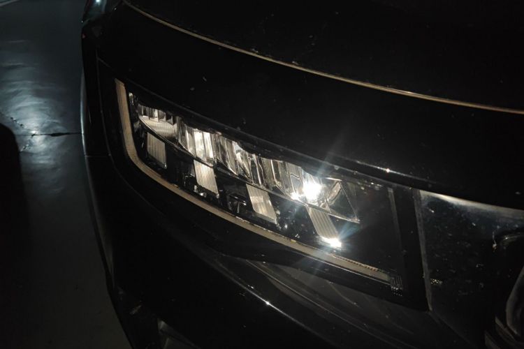 GEELY OkavangoR7 2022 car image #8