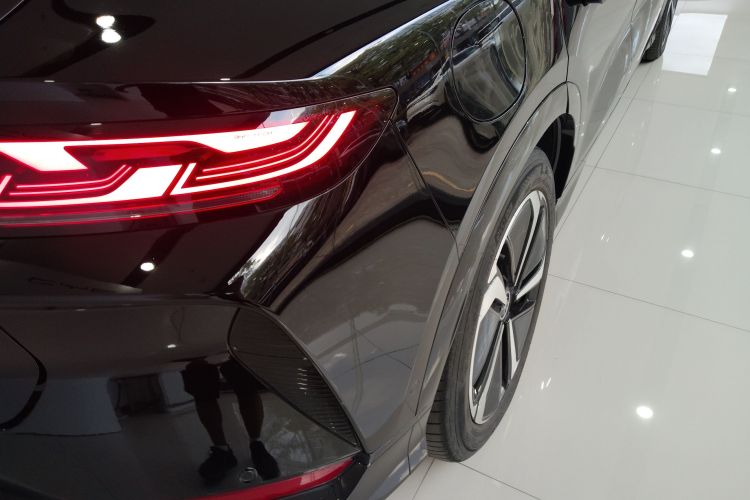 BYD SongL EV 2023 #8 BYD SongL EV 2023 immagine di auto #8