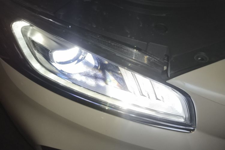 GEELY Ulion New Energy 2021 car image #8