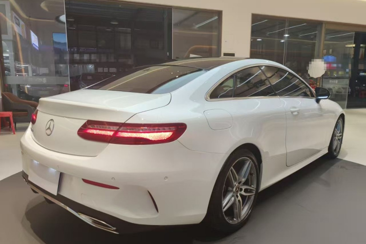 Mercedes-Benz E Class (Imported) 2017 car image #8