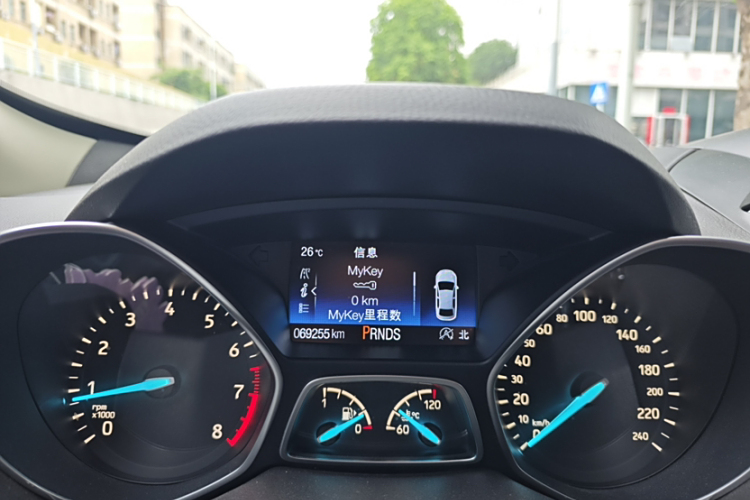 Ford Kuga 2017 #8 Ford Kuga 2017 car image #8