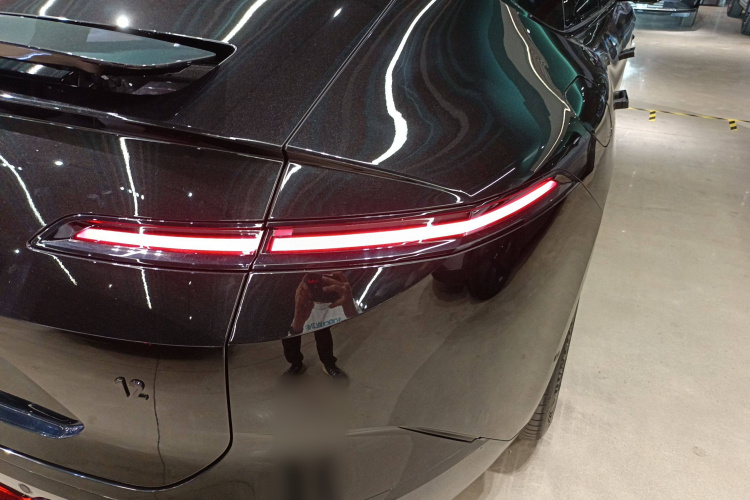 Avatr 12 2024 #8 Avatr 12 2024 car image #8