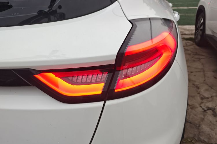 GEELY Emgrand S 2021 #8 GEELY Emgrand S 2021 car image #8