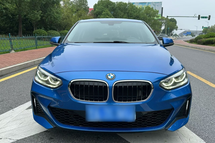 BMW 1 Series M 2019 #8 BMW 1 Series M 2019 car image #8