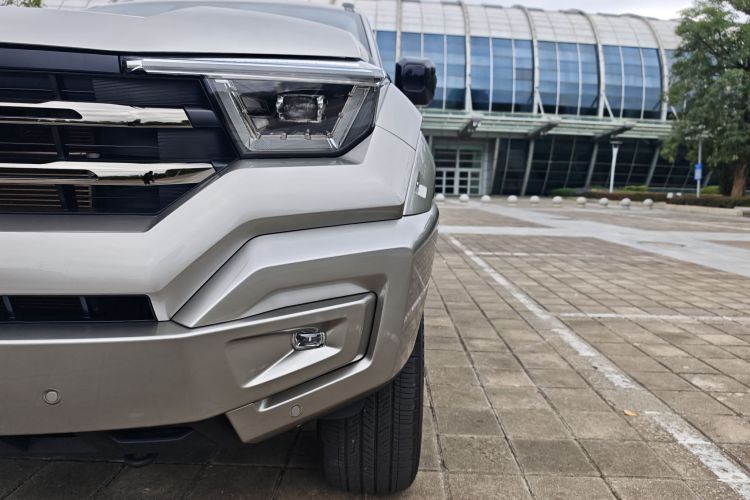 Tank 400 2025 car image #8