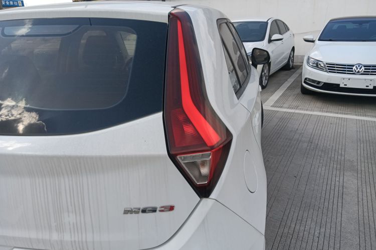 MG 3 2018 car image #8