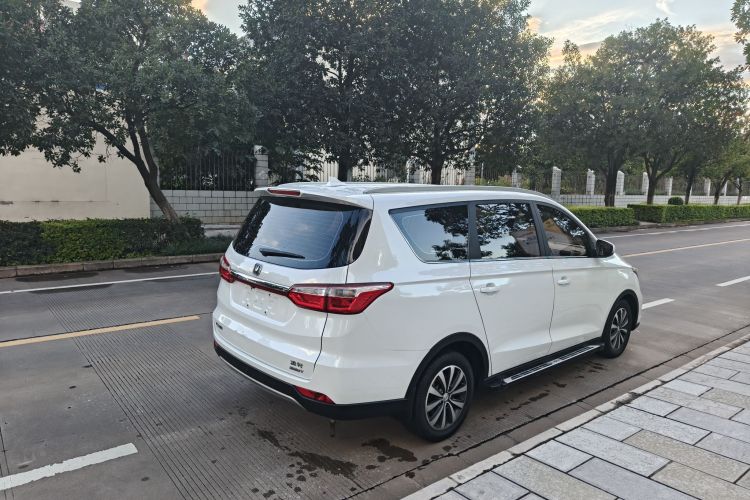 Changan Linmax 2018 car image #8
