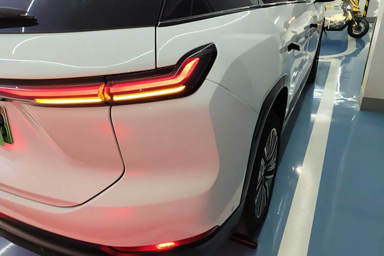 蔚来 蔚来ES7 2022 汽车图片 #8