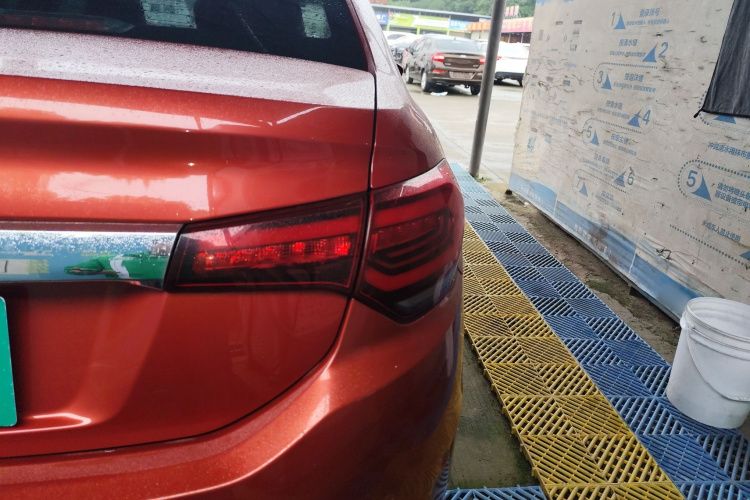 雪铁龙 雪铁龙C4L 2017 汽车图片 #8