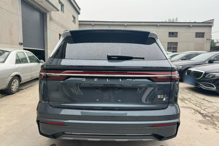 GEELY Monjaro MHEV 2025 car image #8