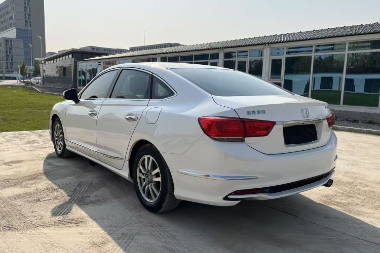 Honda Spirior 2017 immagine di auto #8