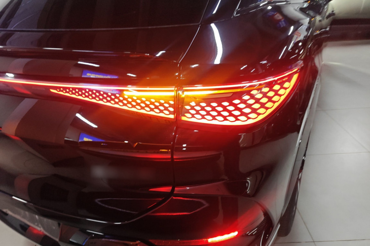 BYD Sea Lion 07 EV 2024 صورة سيارة #8