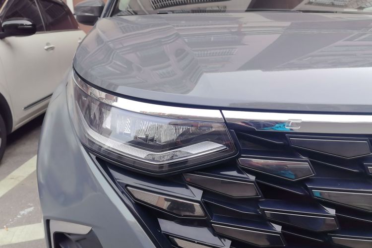 Hyundai Custo 2022 car image #8