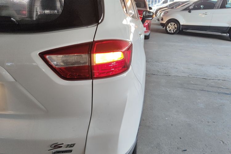 Changan CS15 EV 2017 car image #8