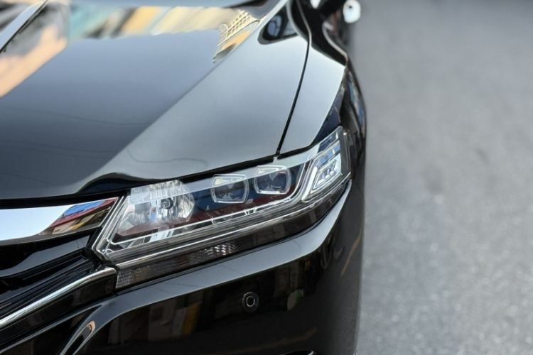 Honda Spirior 2016 immagine di auto #8