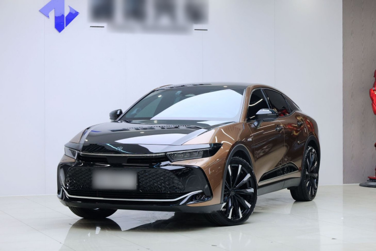 Toyota Crown 2023 immagine di auto #8