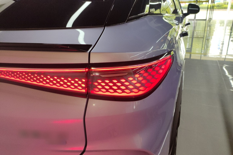 BYD Sea Lion 07 EV 2025 #8 BYD Sea Lion 07 EV 2025 car image #8