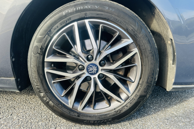 BYD Qin Pro 2019 car image #8