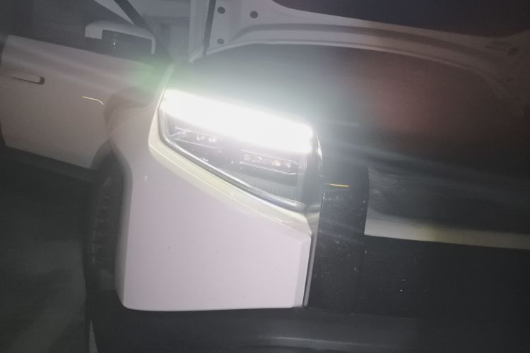 FangChengBao Tiger 3 2025 car image #8