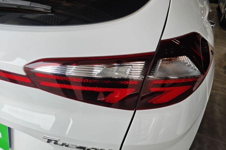 Hyundai Tucson (Imported) 2019 immagine di auto #8